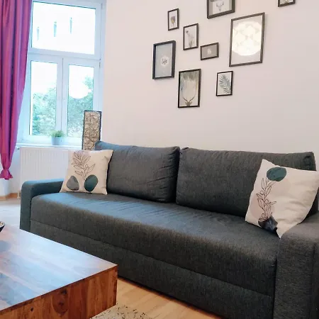 Quiet In Prenzlauer Berg Near Mauerpark * Berlin