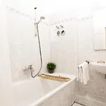 Апартаменты Quiet In Prenzlauer Berg Near Mauerpark *